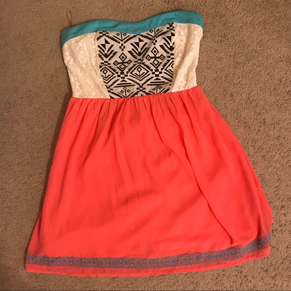 Flying Tomato Strapless Dress